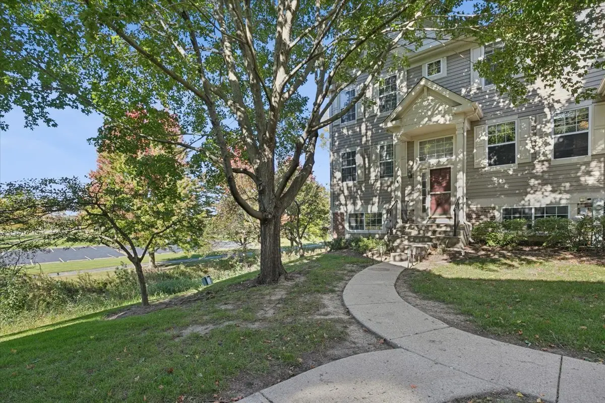 1107 Manchester Circle, Grayslake, IL 60030 - #1