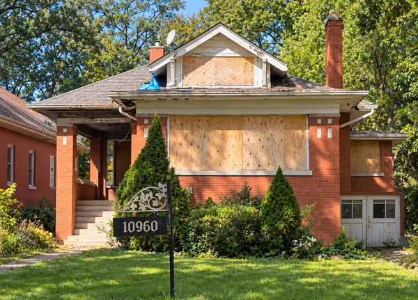 10960 S Prospect Avenue, Chicago, IL 60643