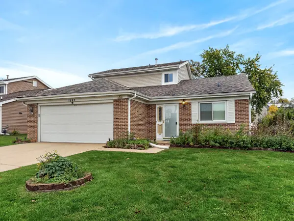 1393 Spring Valley Drive, Carol Stream, IL 60188
