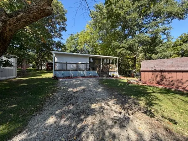 2795 E 28th Lot 552 Road, Seneca, IL 61360