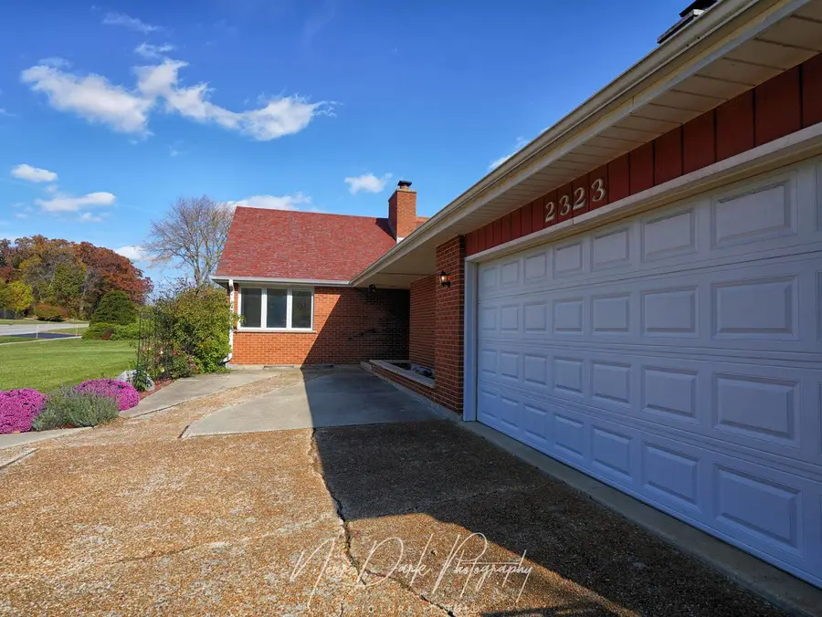 2323 N Sheridan Road, Waukegan, IL 60087 - #2