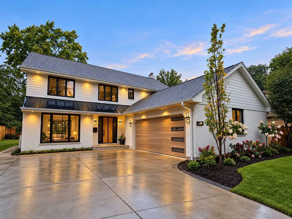 309 W Maple Street, Hinsdale, IL 60521 - #1