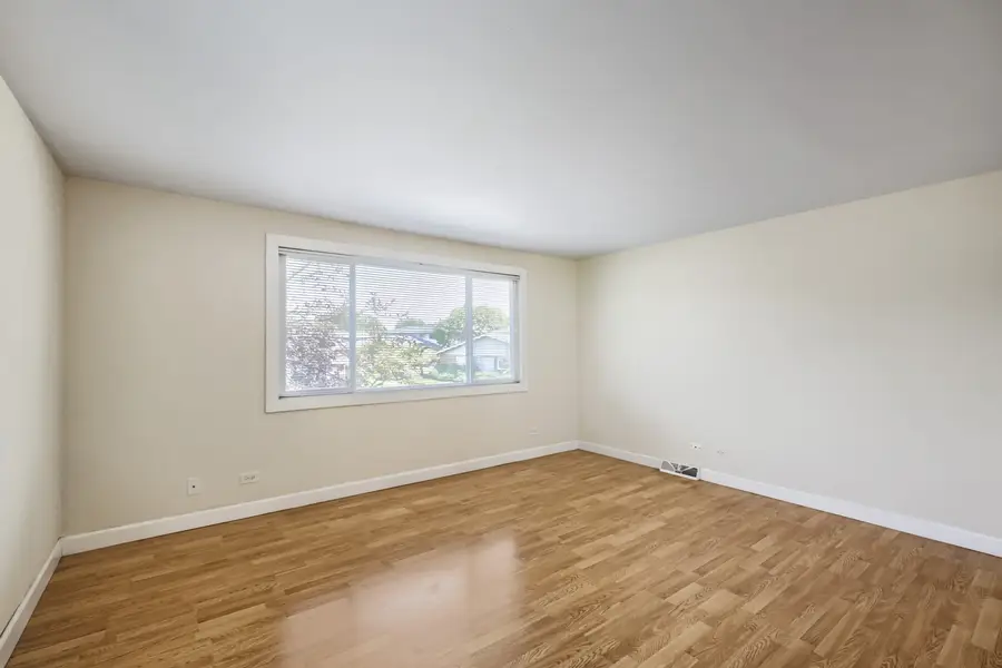 945 Shattuck Lane, Schaumburg, IL 60194 - #3