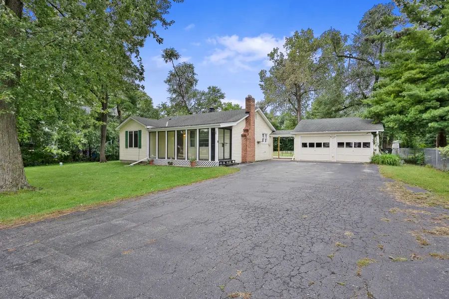 5840 S Brainard Avenue, La Grange Highlands, IL 60525 - #2