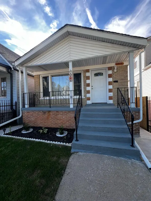 6340 S Bell Avenue, Chicago, IL 60636