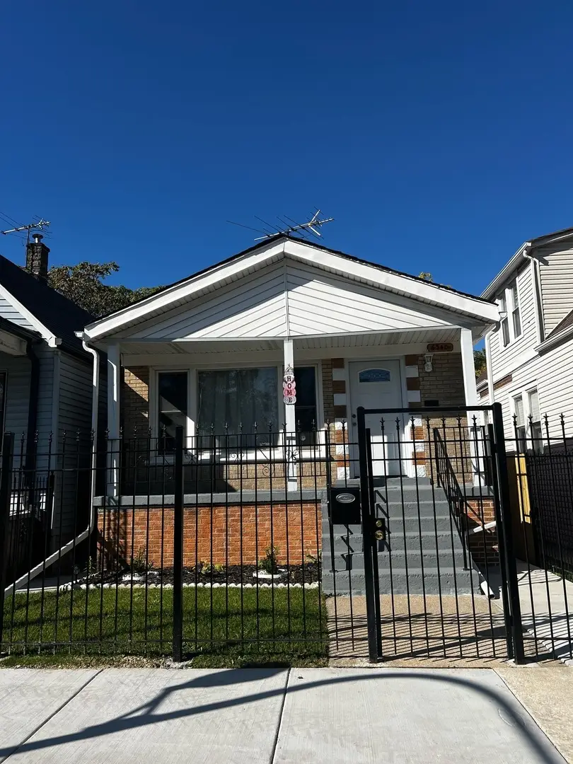 6340 S Bell Avenue, Chicago, IL 60636 - #2