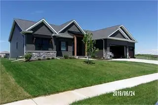7228 Alvie Court, Bettendorf, IA 52722