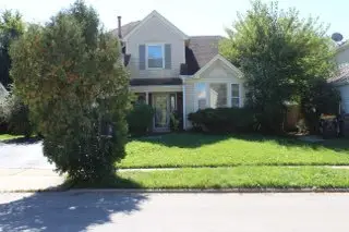 77 Washington Avenue, Streamwood, IL 60107