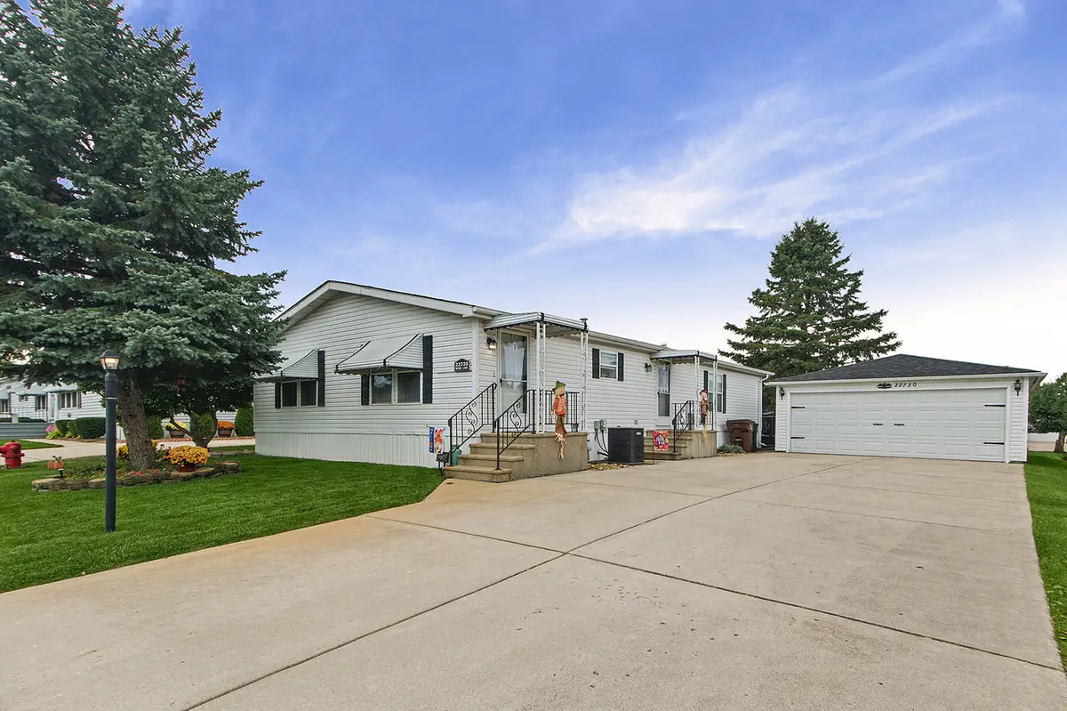 22730 S Ridge Lane, Frankfort, IL 60423 - #1