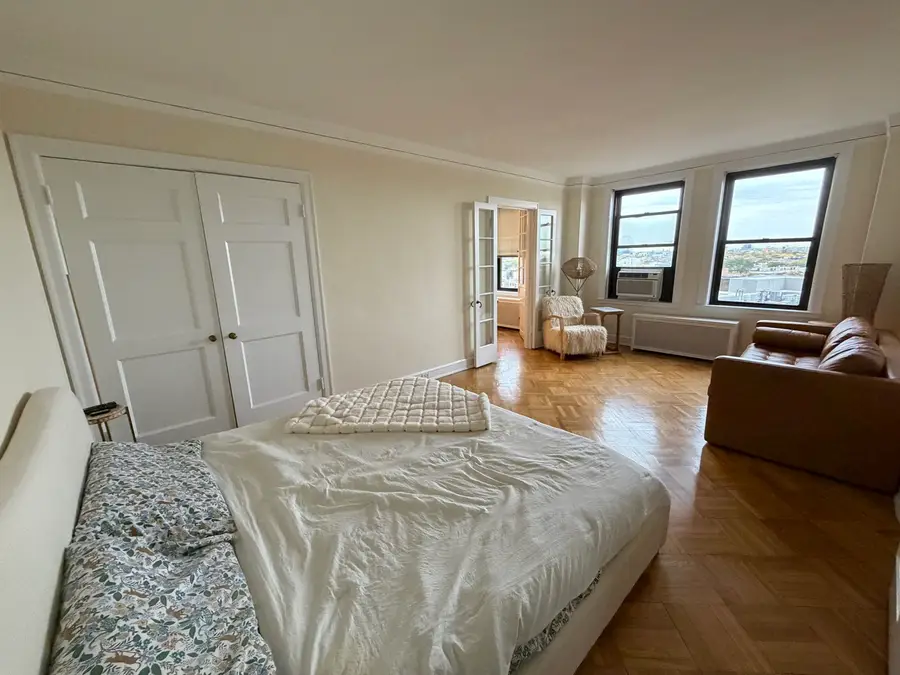 2000 N Lincoln Park West #911, Chicago, IL 60614 - #3