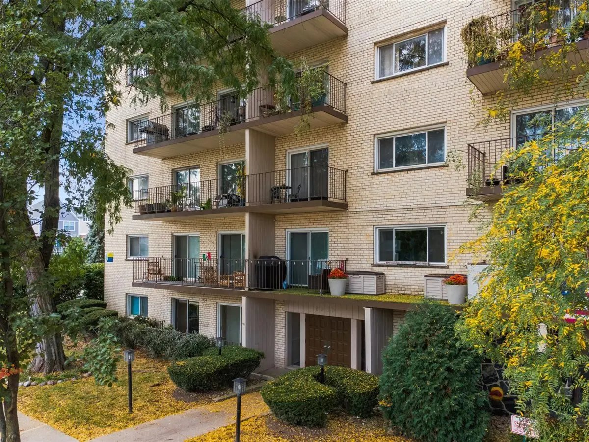 8630 Ferris Avenue #404, Morton Grove, IL 60053 - #1
