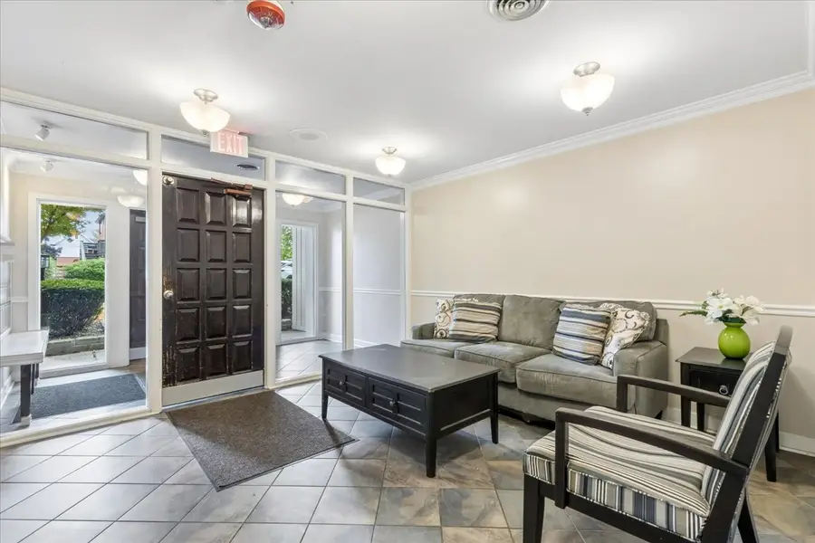 8630 Ferris Avenue #404, Morton Grove, IL 60053 - #2