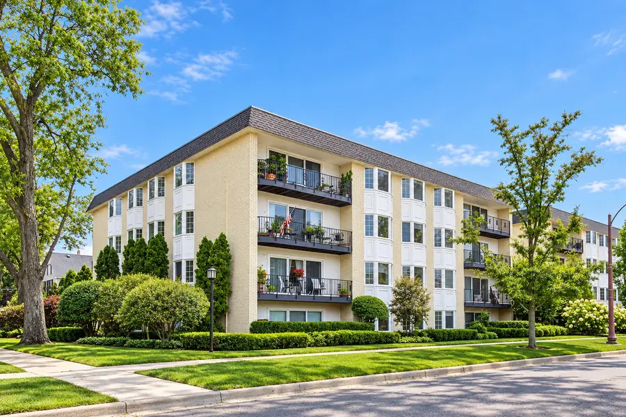 701 Ridge Road #3B, Wilmette, IL 60091 - #2