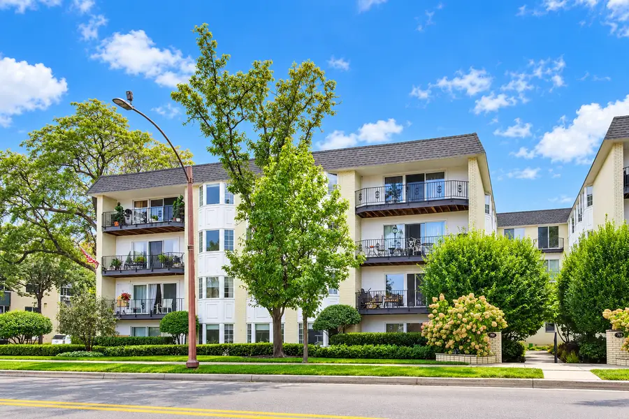 701 Ridge Road #3B, Wilmette, IL 60091 - #3