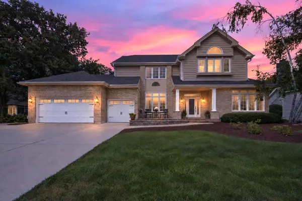 4020 White Eagle Drive, Naperville, IL 60564