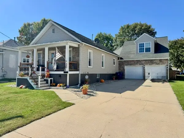 1903 Laharpe Street, LaSalle, IL 61301