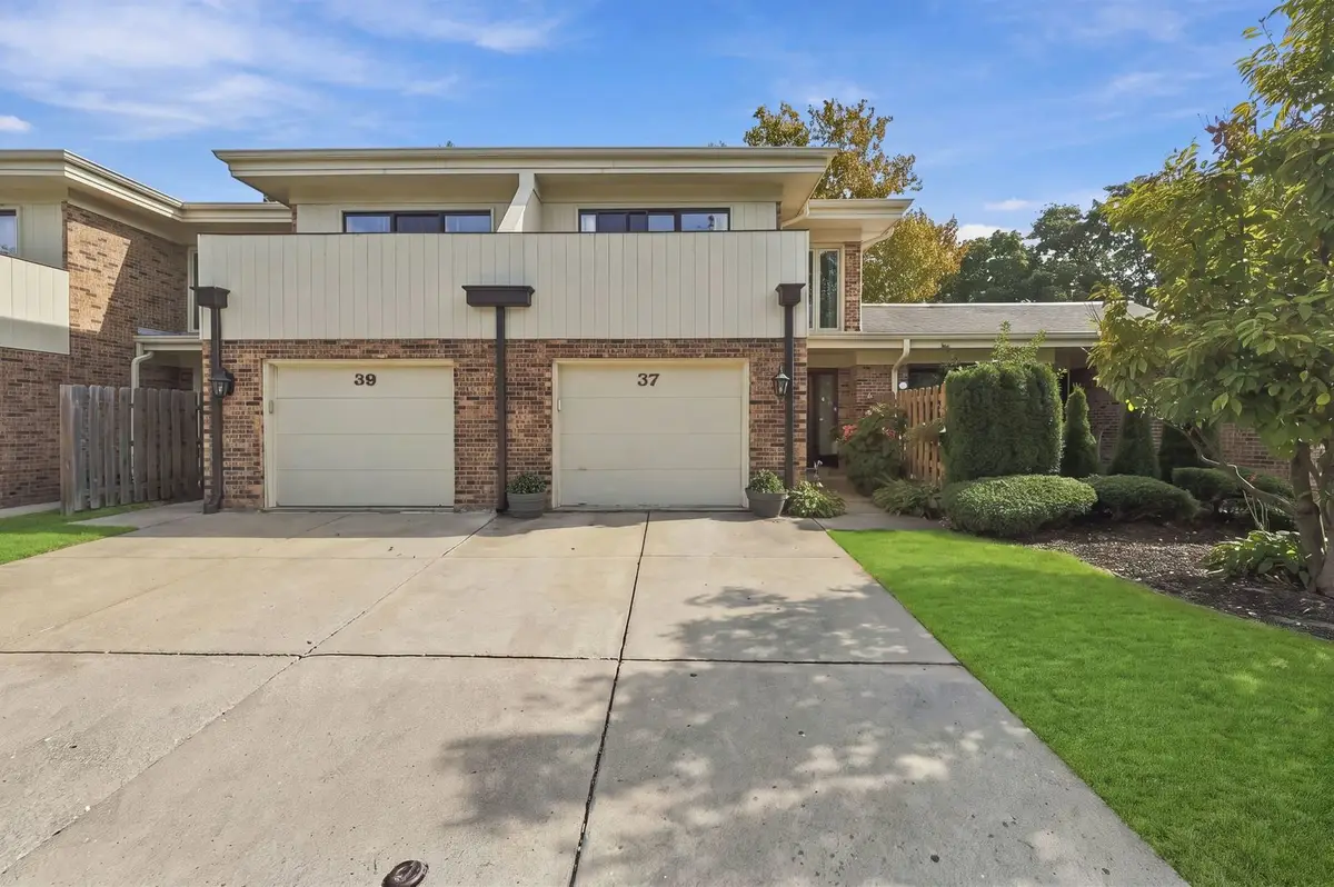 37 Sorrento Drive #37, Palos Heights, IL 60463 - #1