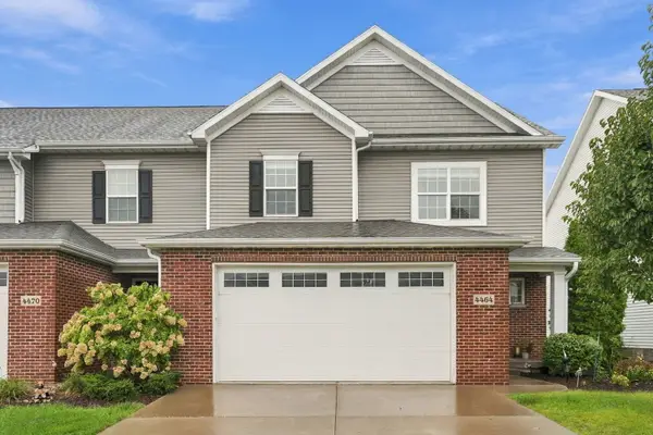 4464 Slate Creek Drive, Bettendorf, IA 52722