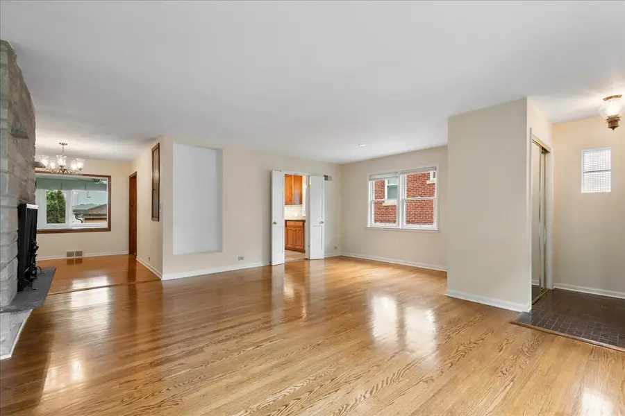 5233 Suffield Court, Skokie, IL 60077 - #2