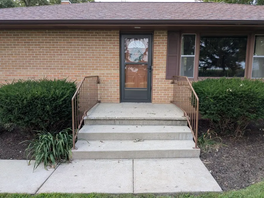 206 Palmyra Road, Dixon, IL 61021 - #3