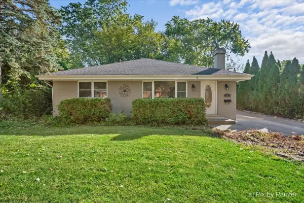 153 S Prairie Avenue, Bloomingdale, IL 60108