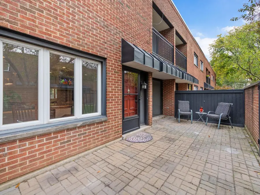 325 N Oak Park Avenue #E, Oak Park, IL 60302 - #2