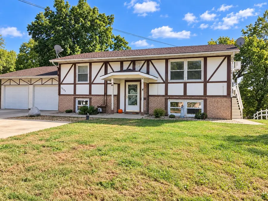 4407 W Lincolnway, Sterling, IL 61081 - #3