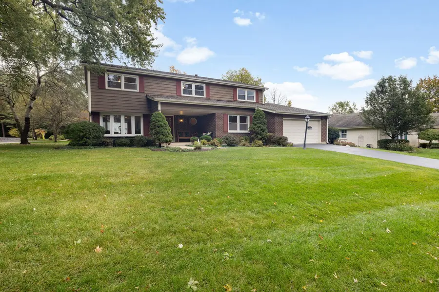 983 Bosworthfield Road, Barrington, IL 60010 - #2