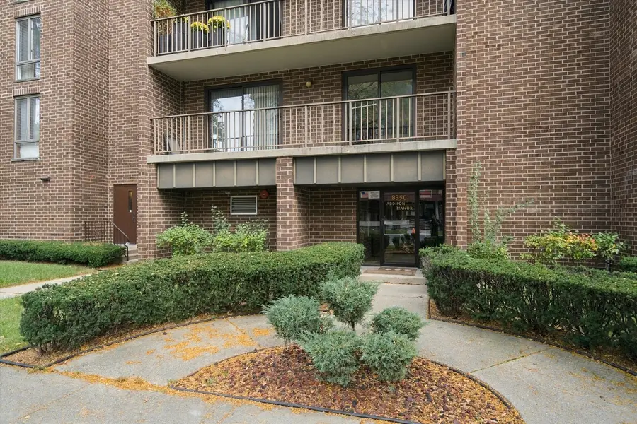 8350 W Addison Street #106, Chicago, IL 60634 - #2