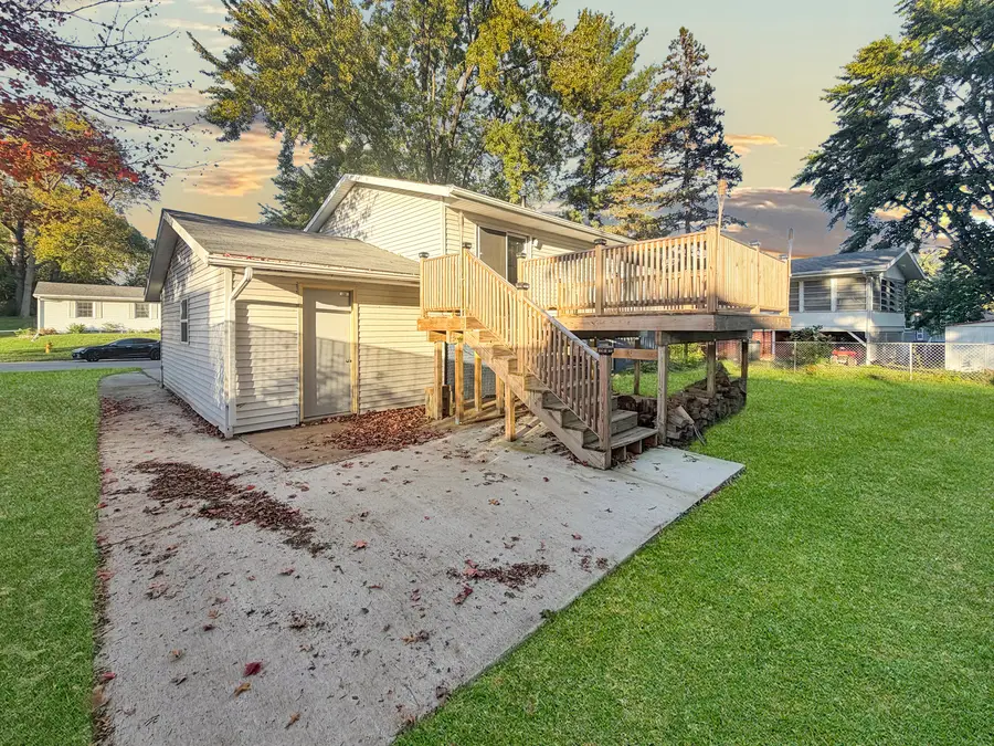 1733 Revere Street, Freeport, IL 61032 - #2