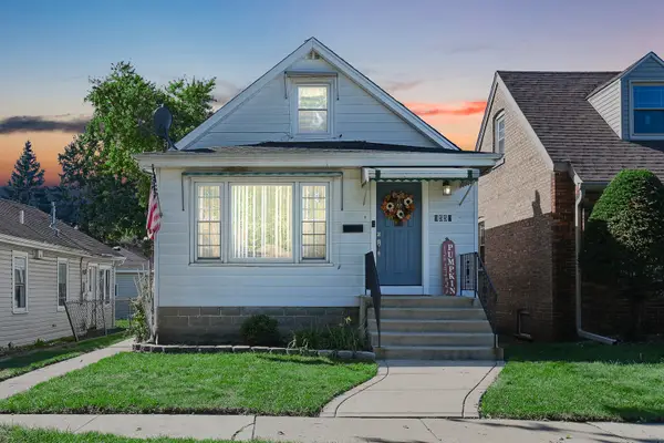 9550 S California Avenue, Evergreen Park, IL 60805