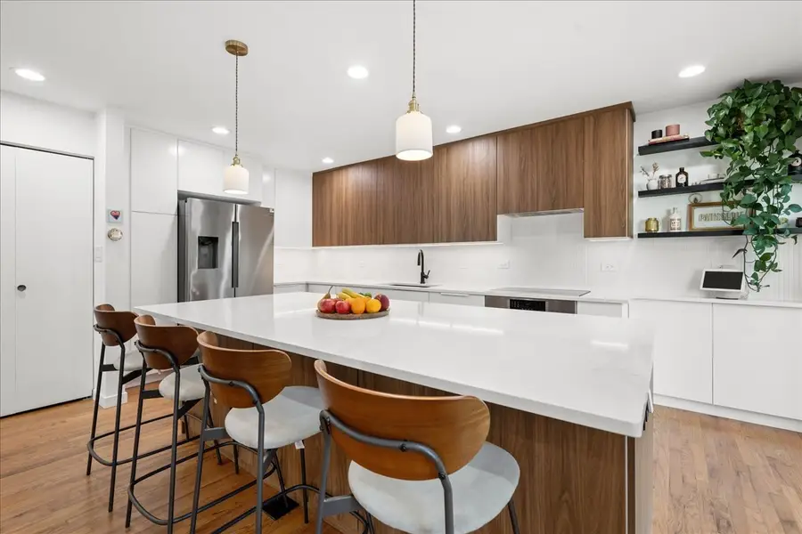 1354 N Wolcott Avenue #B, Chicago, IL 60622 - #3