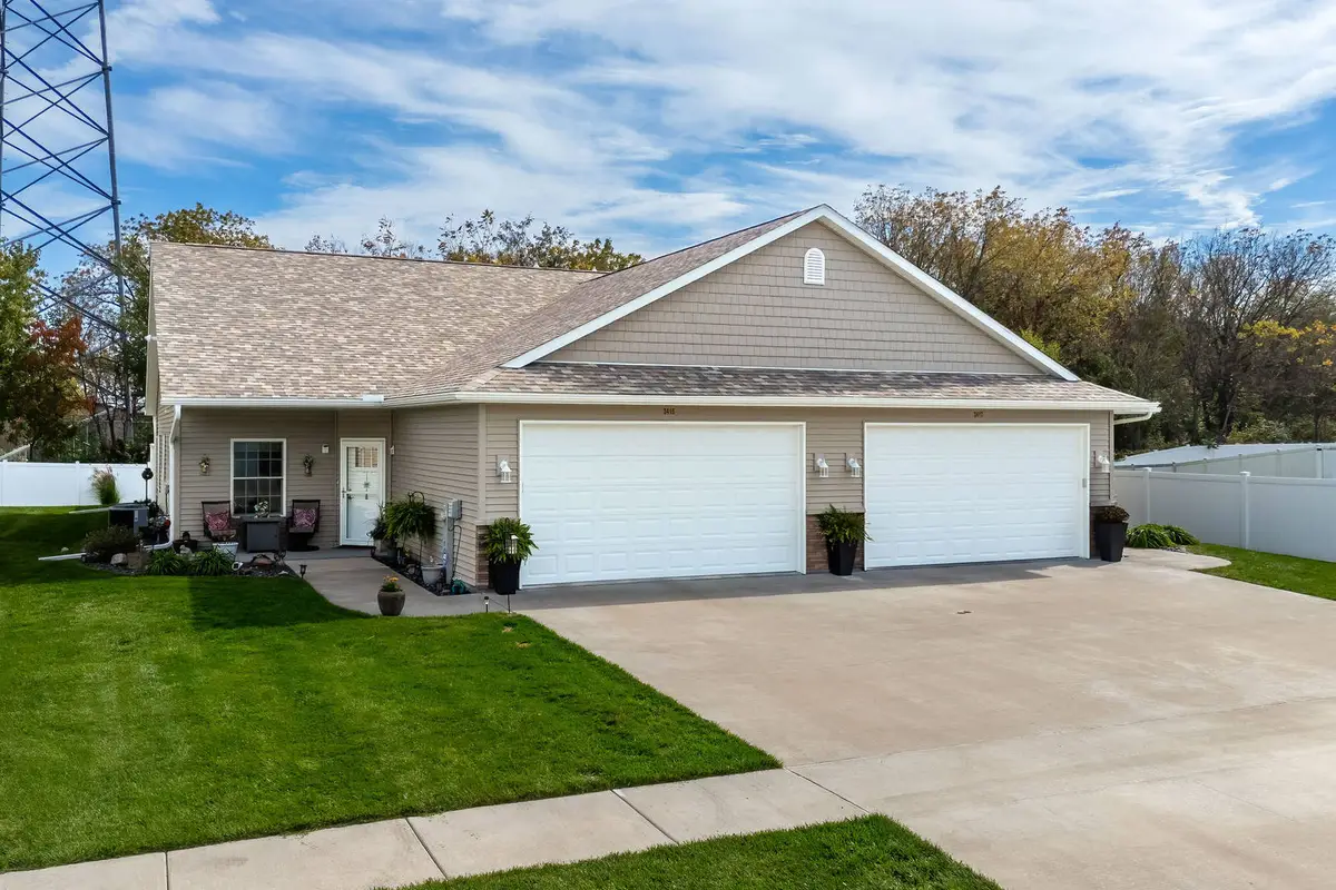 2415 13th Street, Silvis, IL 61282 - #1