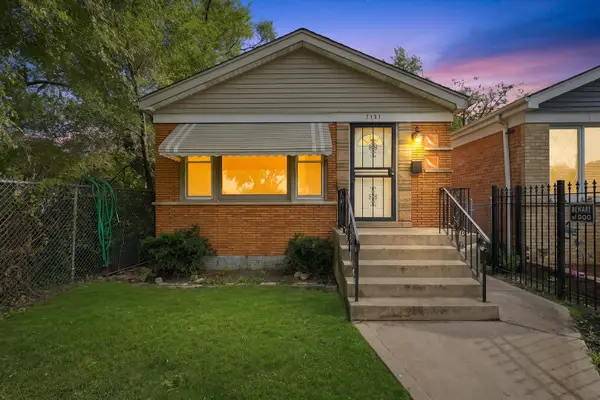 7131 S Hoyne Avenue, Chicago, IL 60636