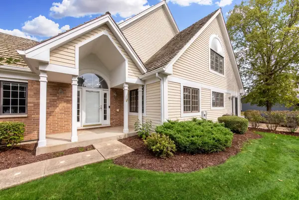 820 Braeman Court, Libertyville, IL 60048