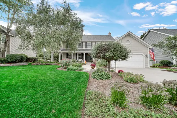 563 Bittersweet Trail, Crystal Lake, IL 60014