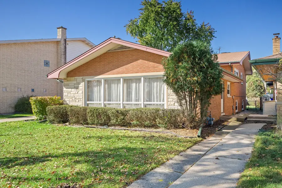 1542 Raymond Avenue, La Grange Park, IL 60526 - #2