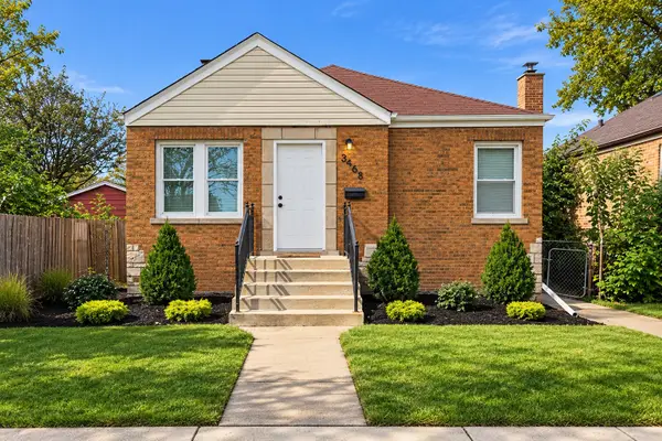 3468 W Columbus Avenue, Chicago, IL 60652