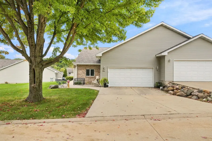 2518 Reynolds Manor Drive #1, Ottawa, IL 61350 - #2