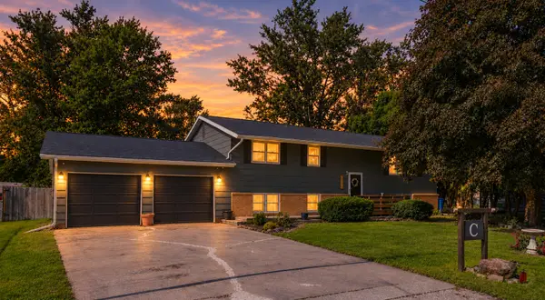 209 N Market Street, Grandview, IA 52752
