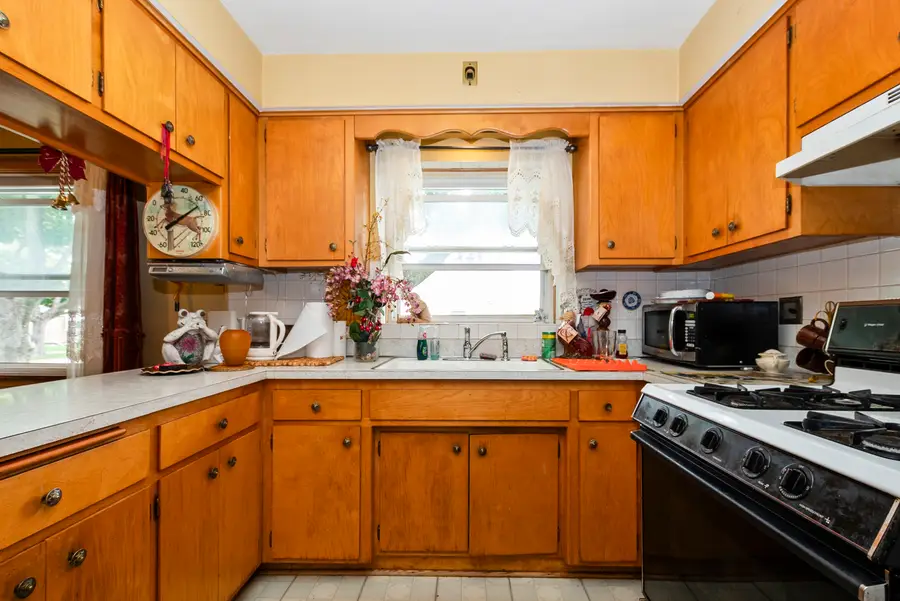 4601 S Komensky Avenue, Chicago, IL 60632 - #2