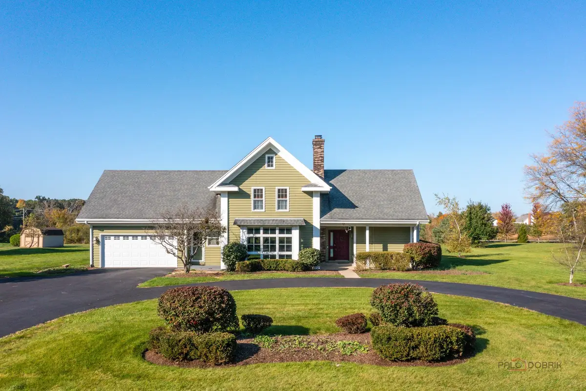 935 Sunrise Road, Green Oaks, IL 60048 - #1