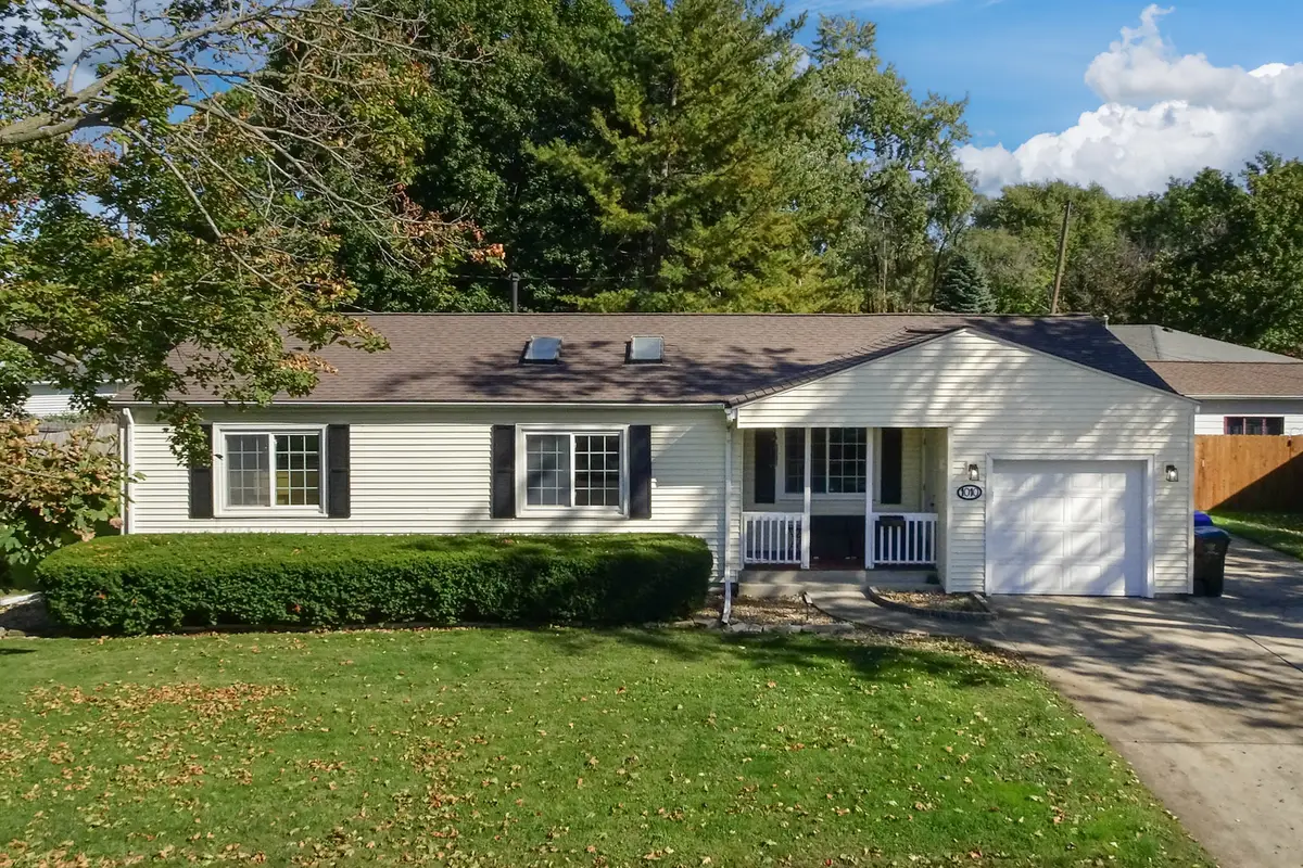 1010 Mcgregor Street, Bloomington, IL 61701 - #1