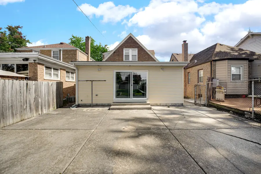 1830 N Neva Avenue, Chicago, IL 60707 - #2