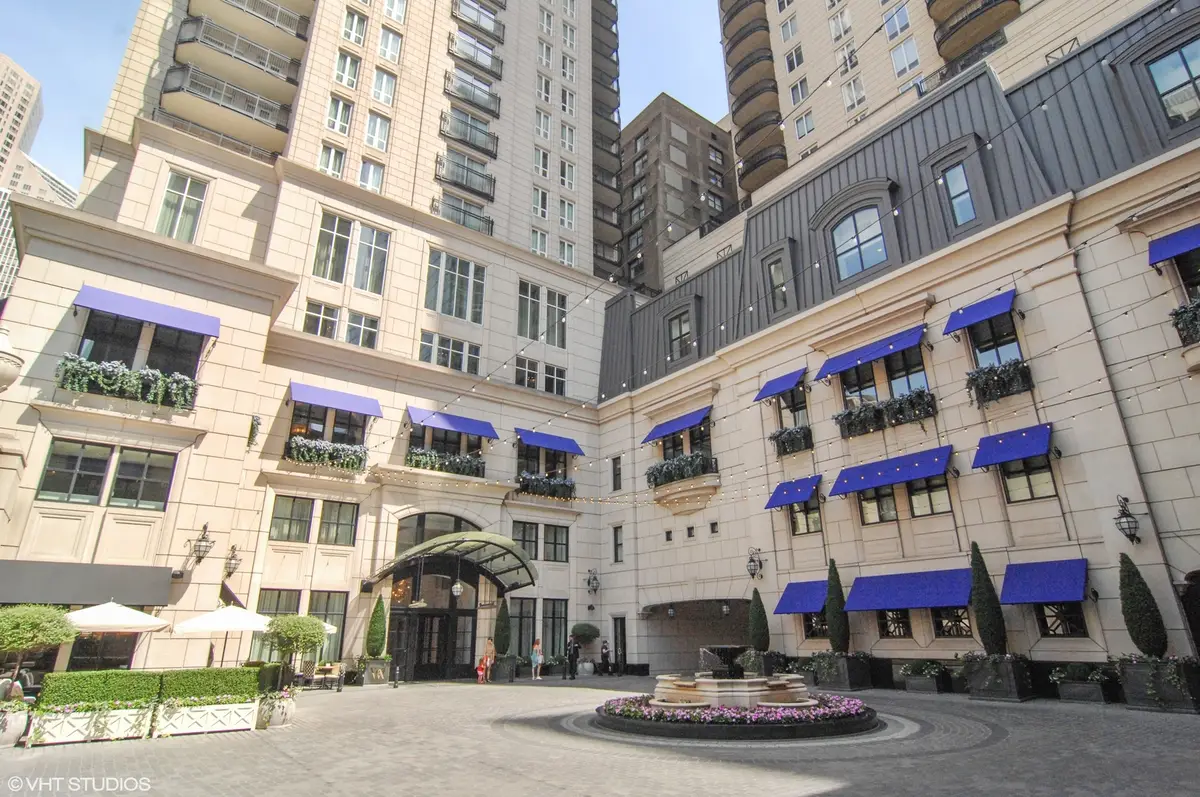 11 E Walton Street #3202, Chicago, IL 60611 - #1