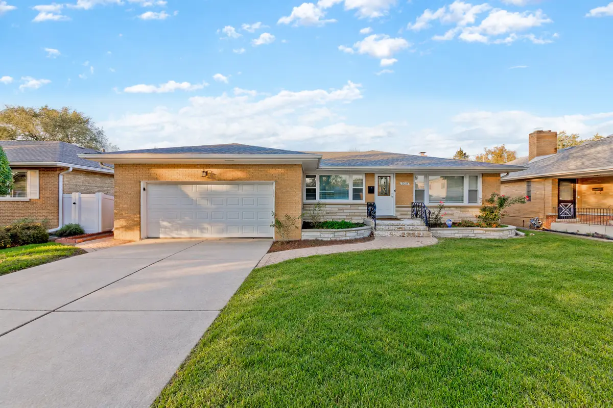 5018 Dobson Street, Skokie, IL 60077 - #1