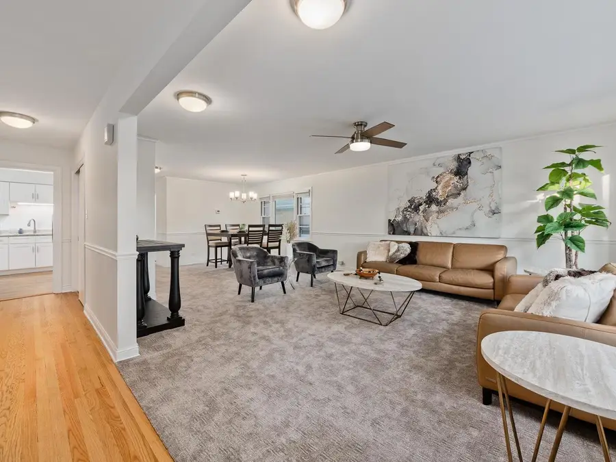 5018 Dobson Street, Skokie, IL 60077 - #3