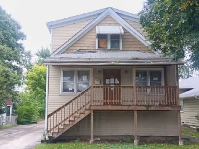7846 White Avenue, Lyons, IL 60534 - #2