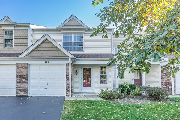 119 E Shag Bark Lane, Streamwood, IL 60107
