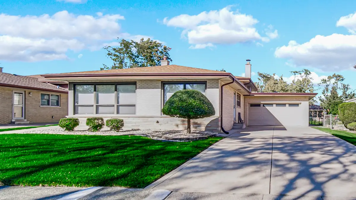 1400 E Lynn Court, Homewood, IL 60430 - #1